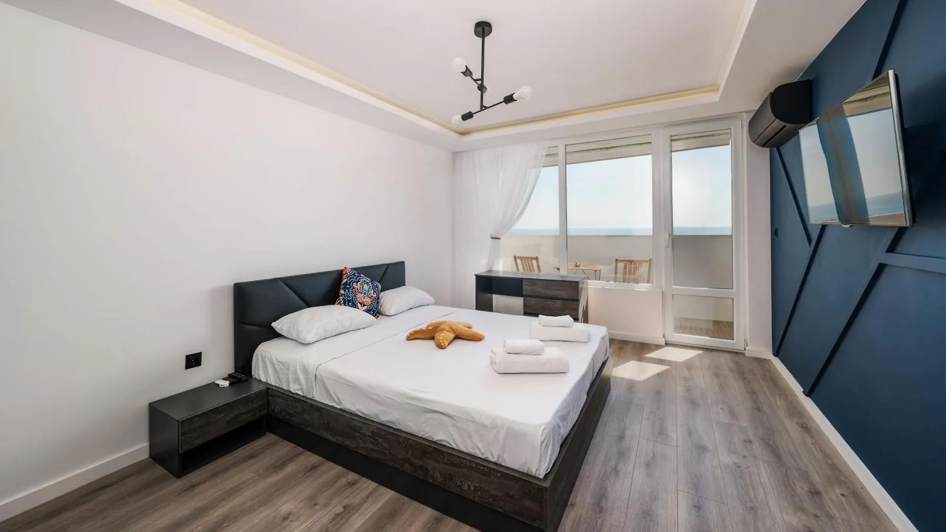 Lazur Sea View Apartment Burgas 0*,  Bulgaria