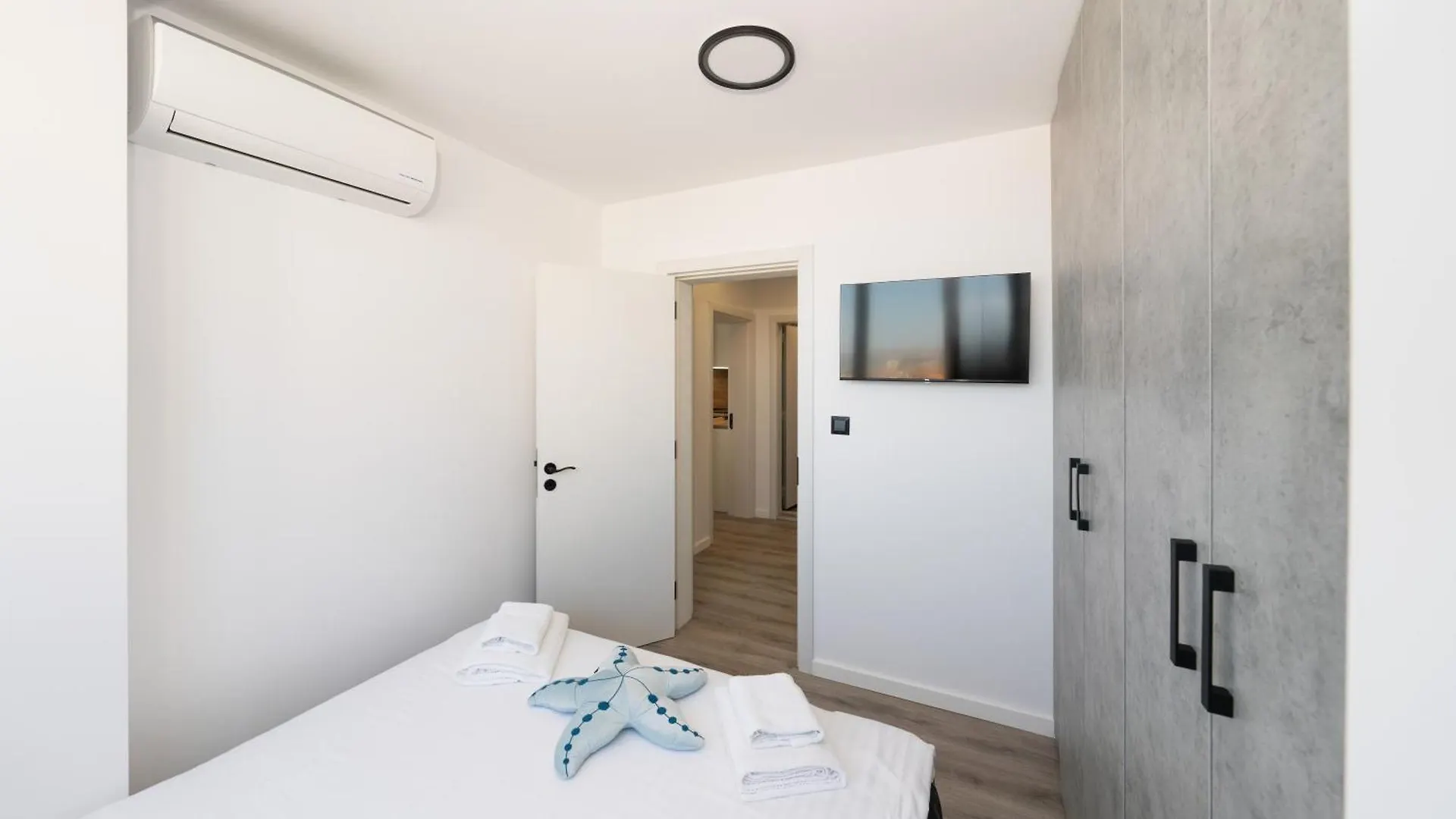 Lazur Sea View Apartment Burgas